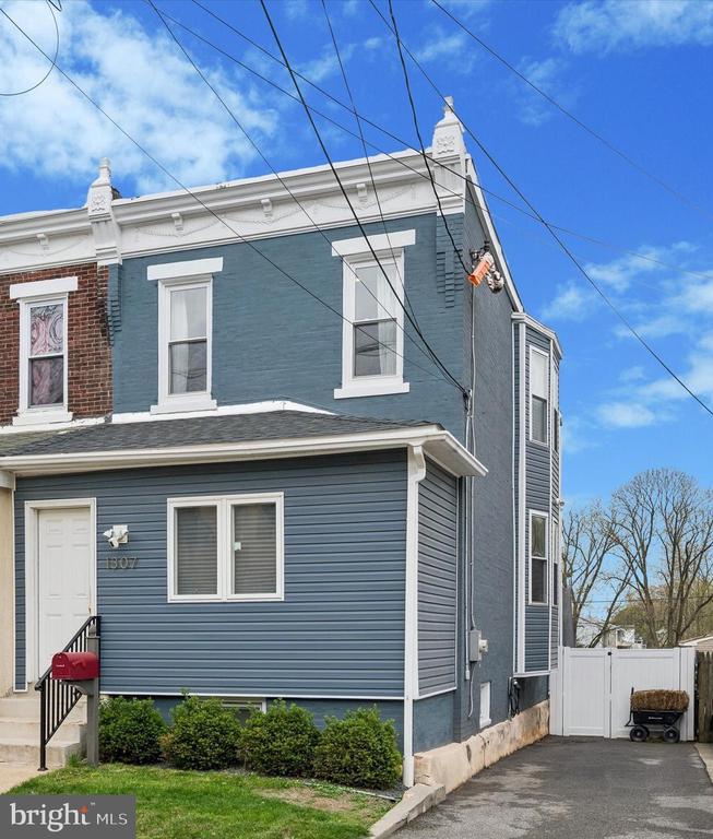 1307 ELMWOOD AVENUE