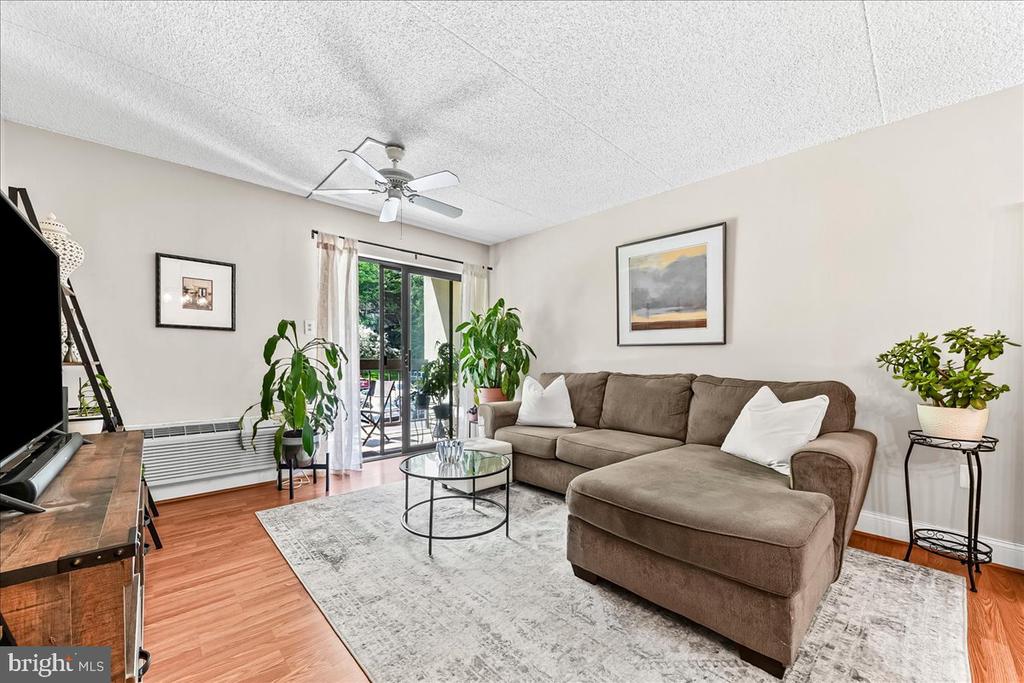 800 AVONDALE ROAD 2A