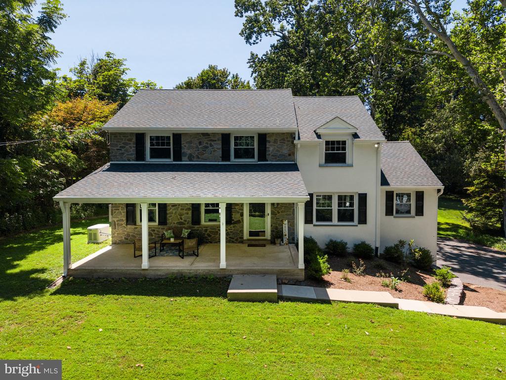 61 CHAPEL HILL ROAD