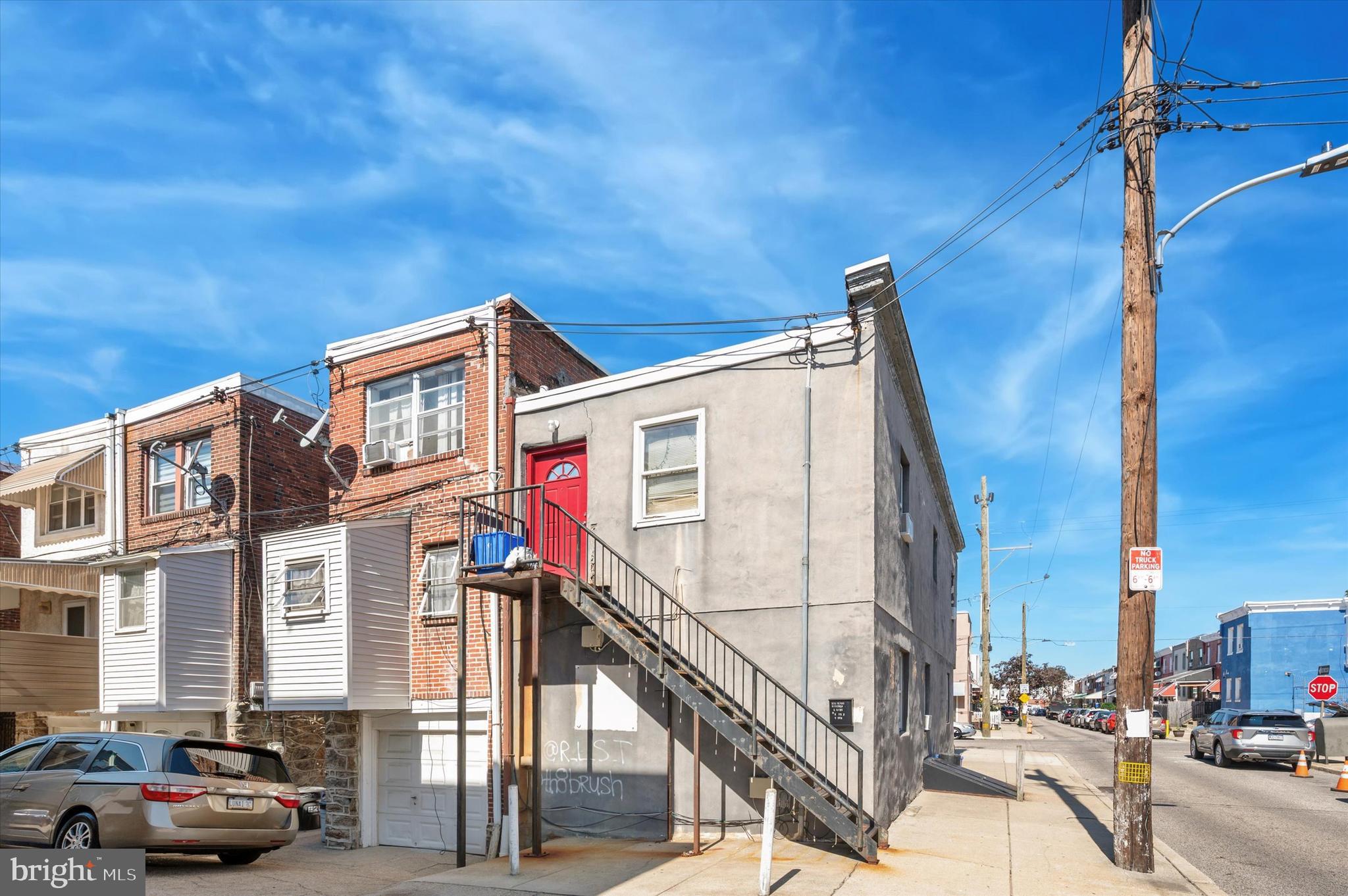 616 JOHNSTON STREET