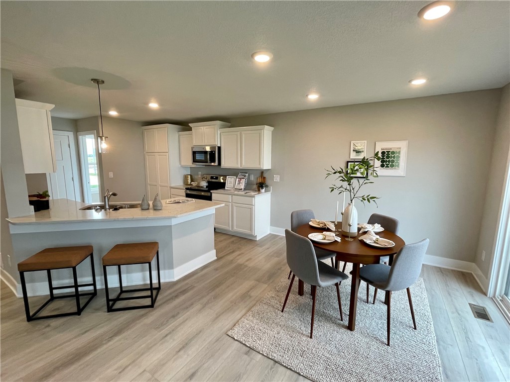 2529 NW Greenwood Street