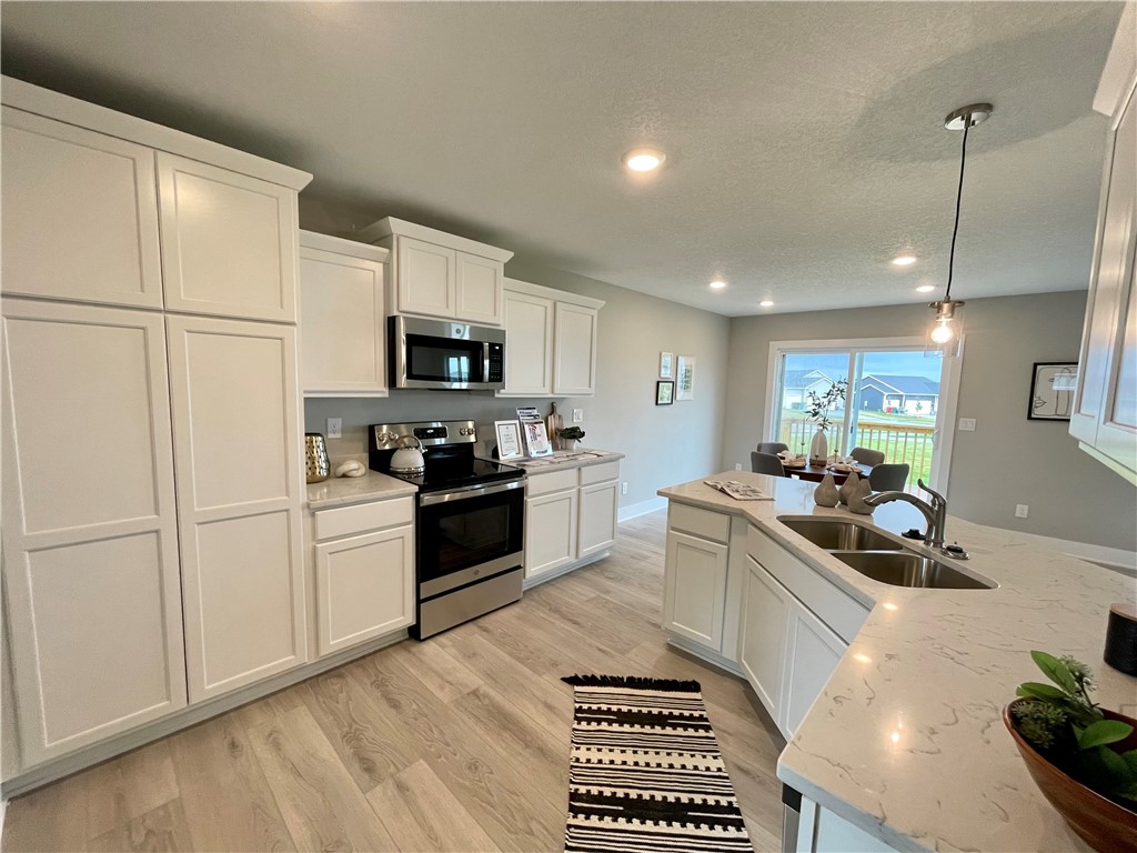 2529 NW Greenwood Street