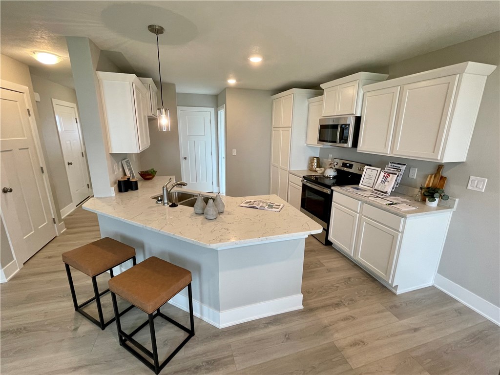 2529 NW Greenwood Street