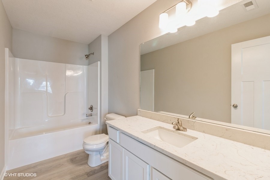 2529 NW Greenwood Street