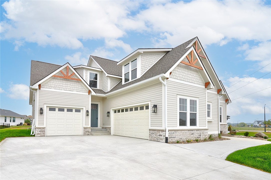 1215 SW Des Moines Street