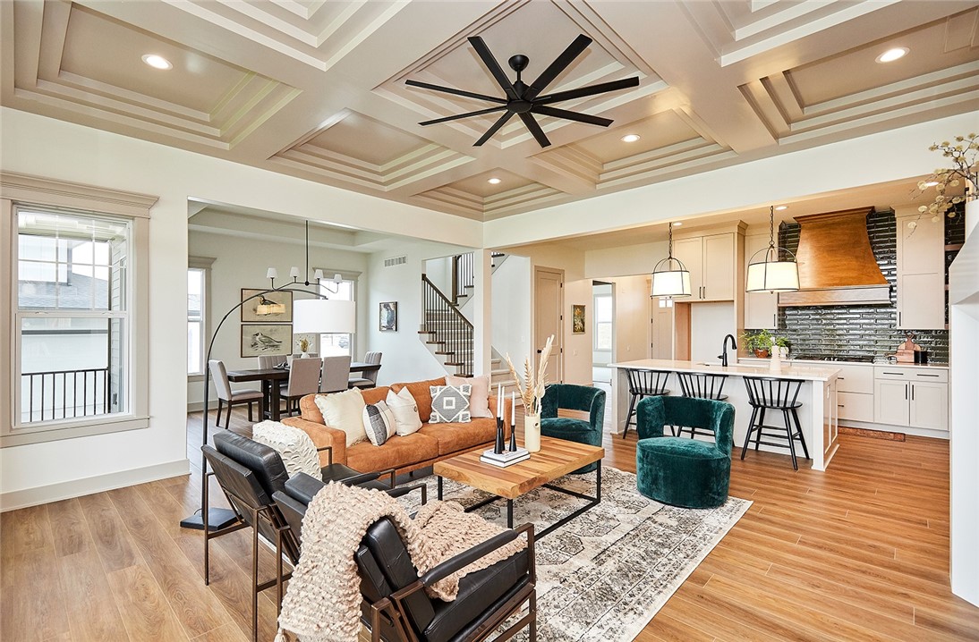 1215 SW Des Moines Street