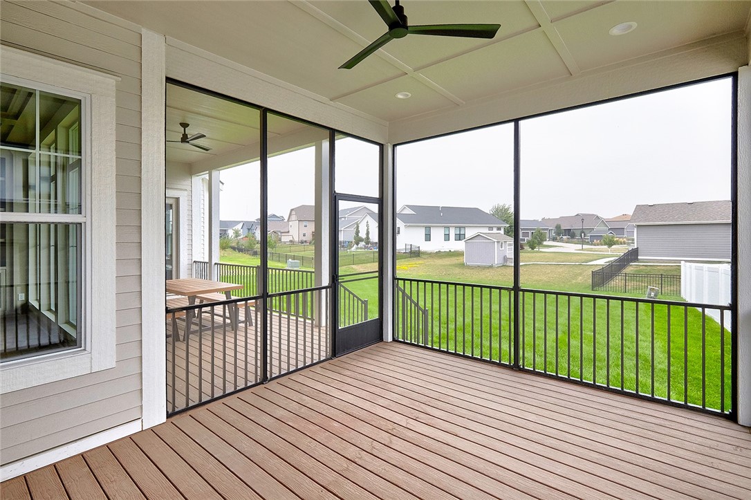 1215 SW Des Moines Street