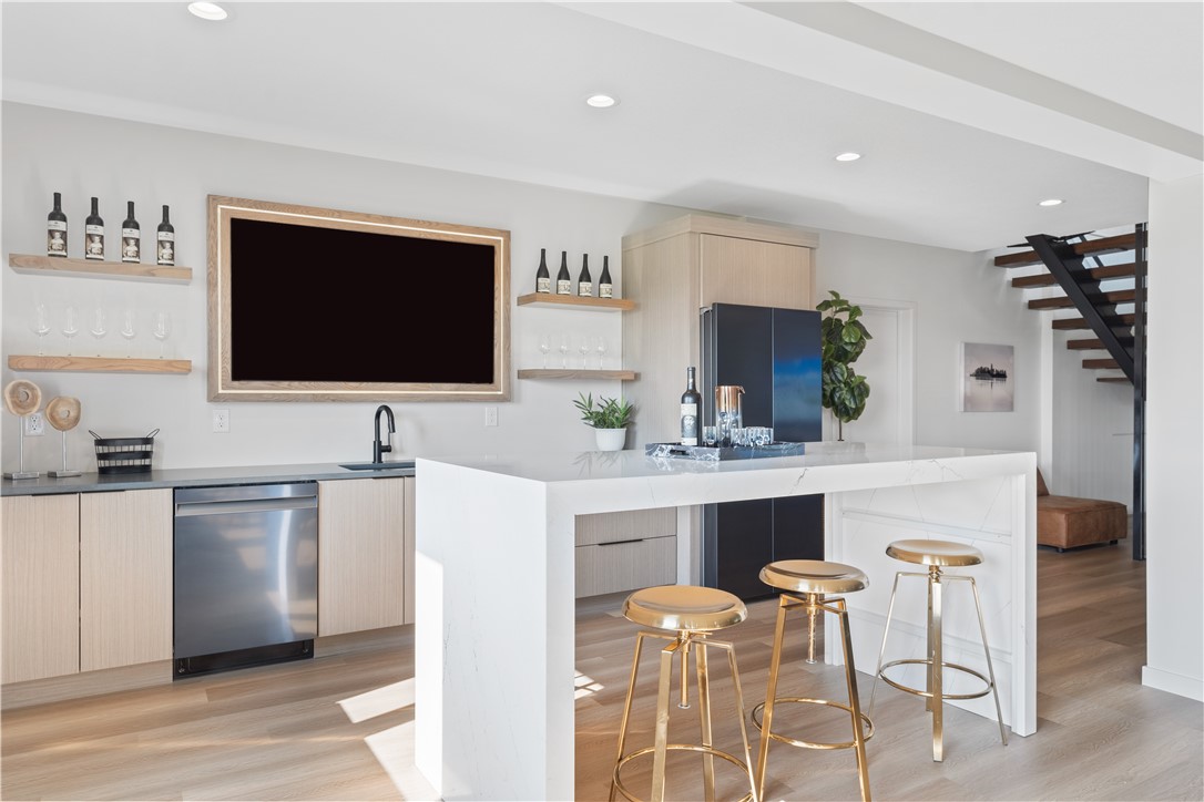 5804 NE Terrace Ridge Drive