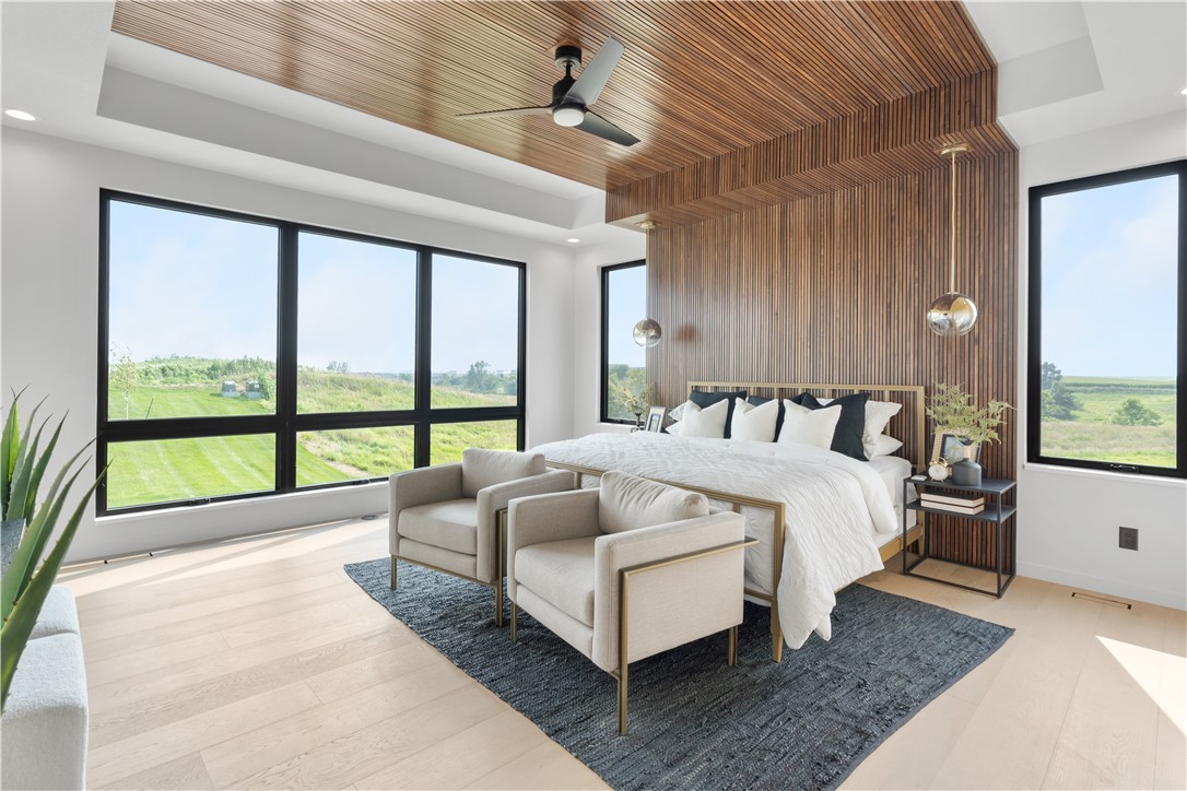 5804 NE Terrace Ridge Drive