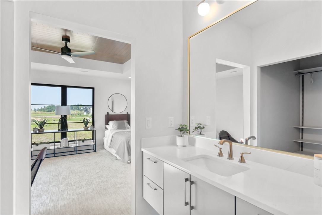 5804 NE Terrace Ridge Drive