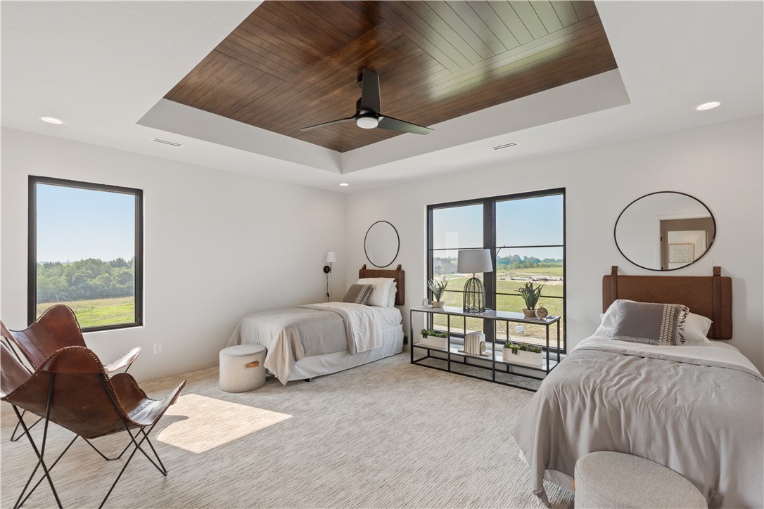 5804 NE Terrace Ridge Drive