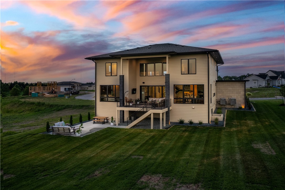 5804 NE Terrace Ridge Drive