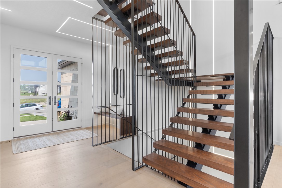 5804 NE Terrace Ridge Drive