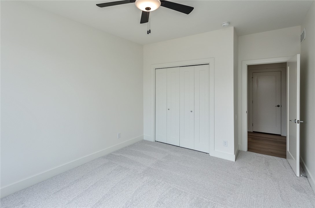 6013 NE Terrace Ridge Drive