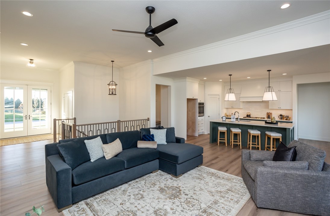 6013 NE Terrace Ridge Drive