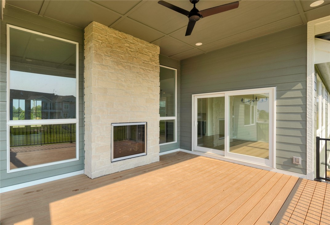 6013 NE Terrace Ridge Drive