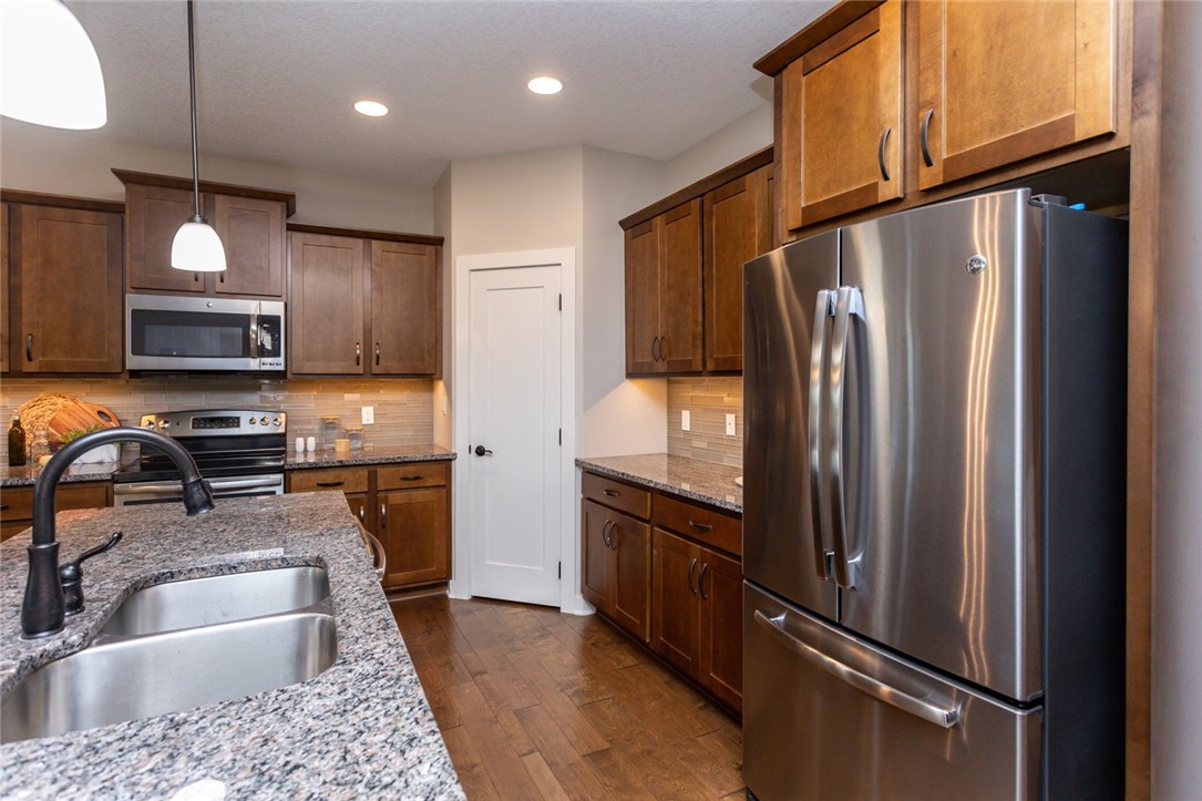 2846 SW Cedarwood Lane