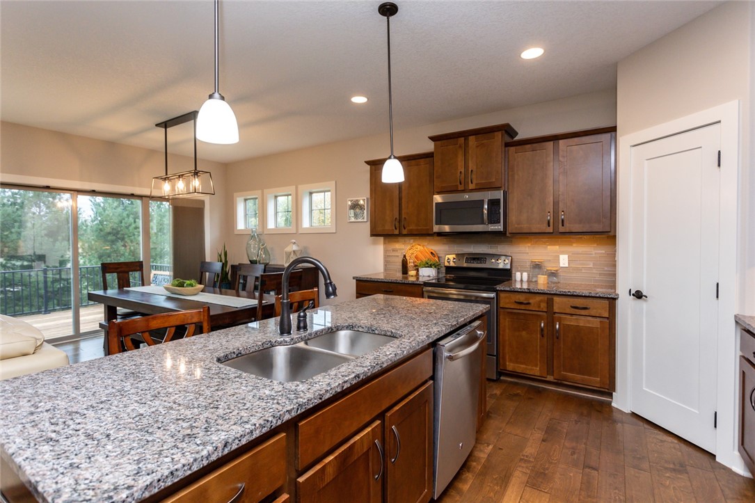 2846 SW Cedarwood Lane