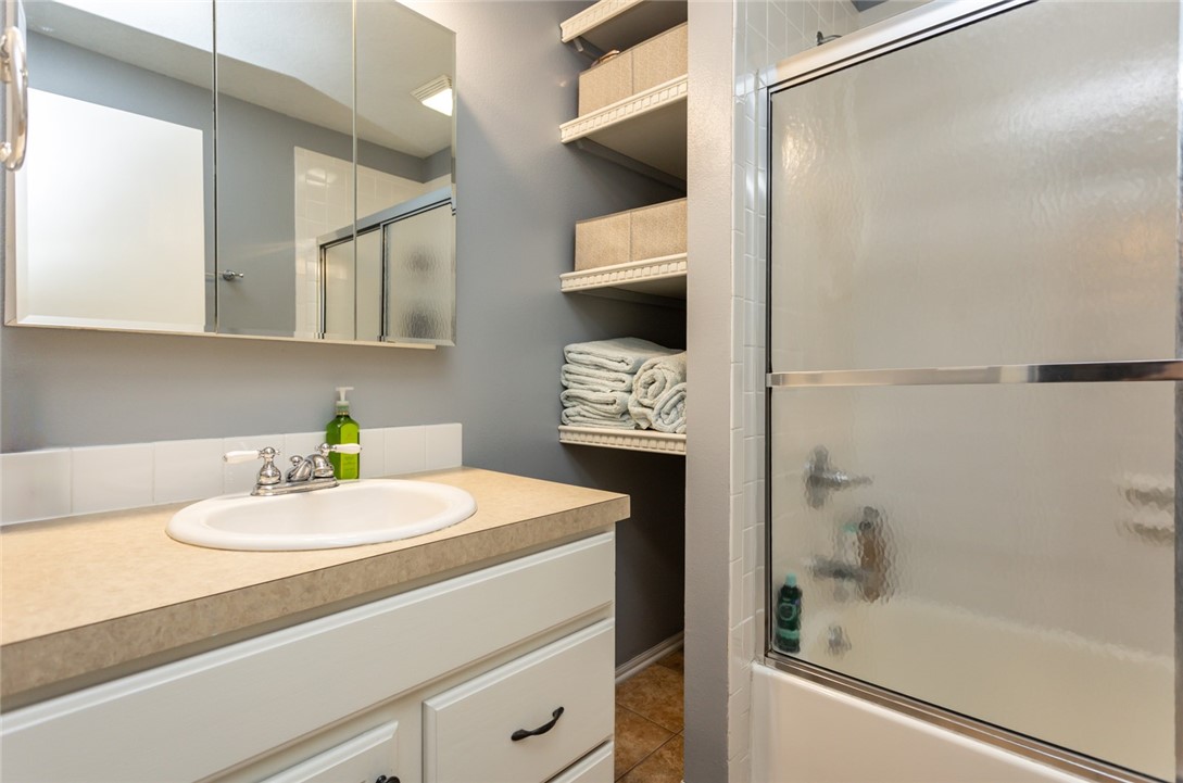 3605 SW Edgewood Lane