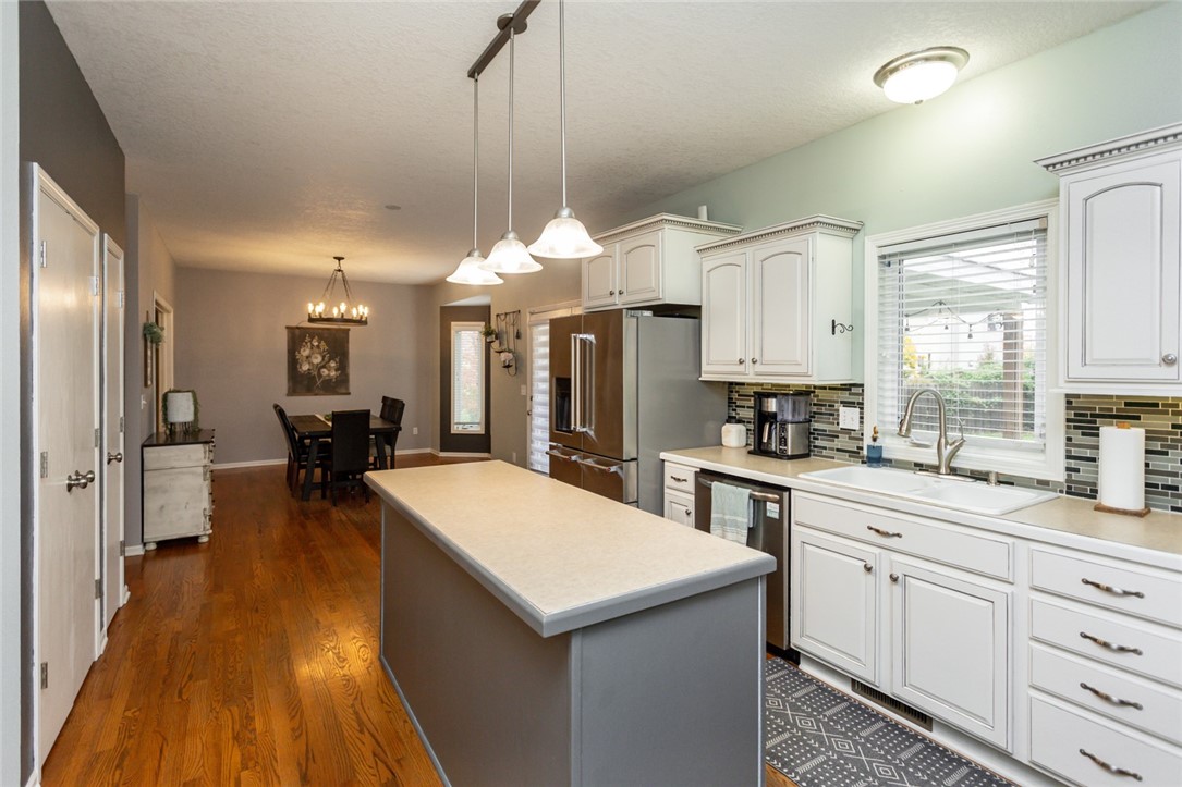 3605 SW Edgewood Lane