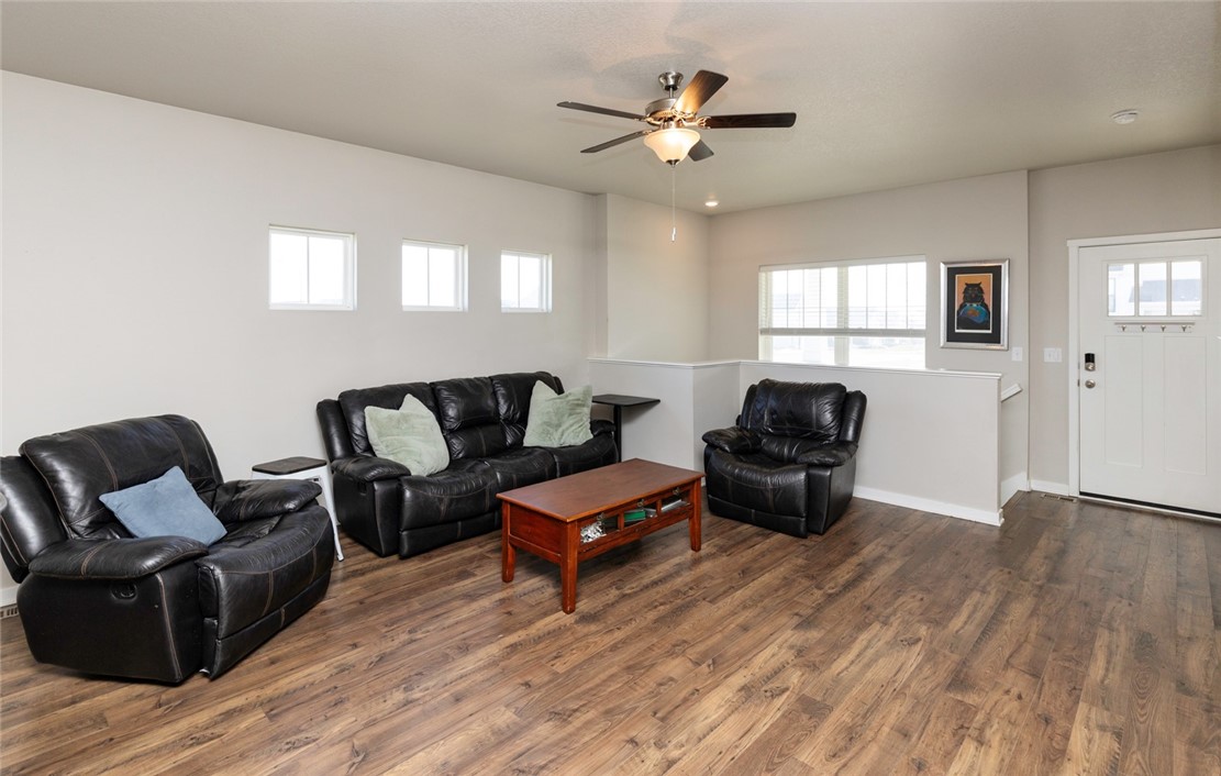 2814 SW Prairie Trail Parkway