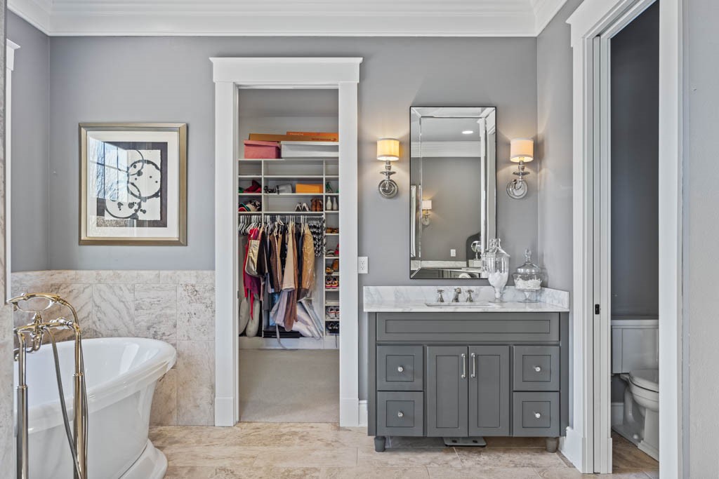 1806 SW Precedence Road