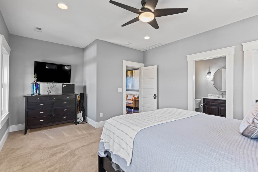 1806 SW Precedence Road