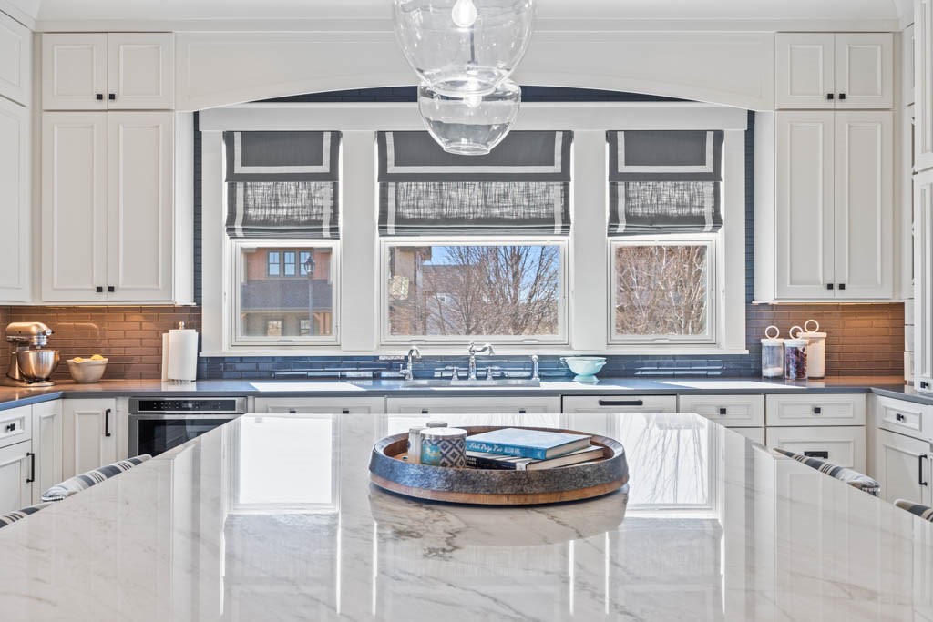 1806 SW Precedence Road