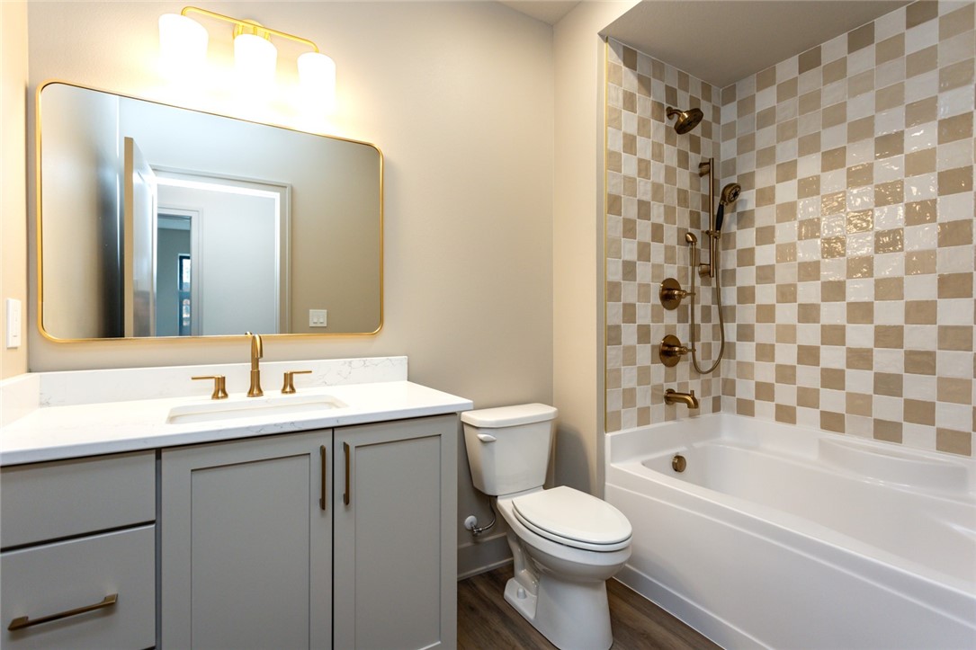 11528 NW Brookefield Court