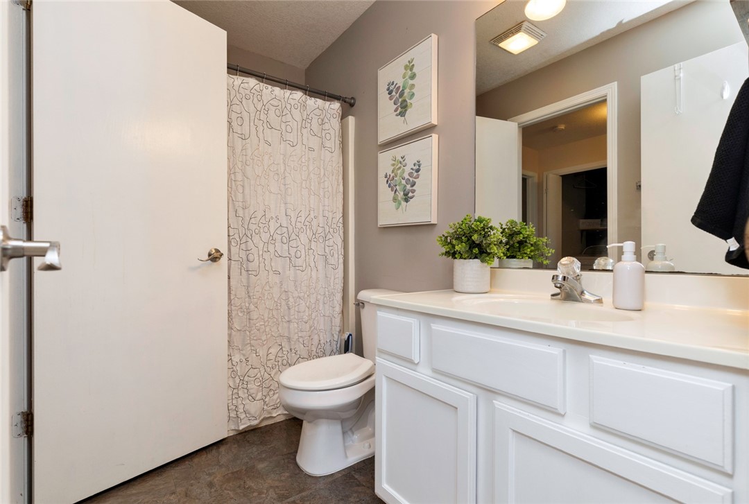 341 N Cherokee Drive