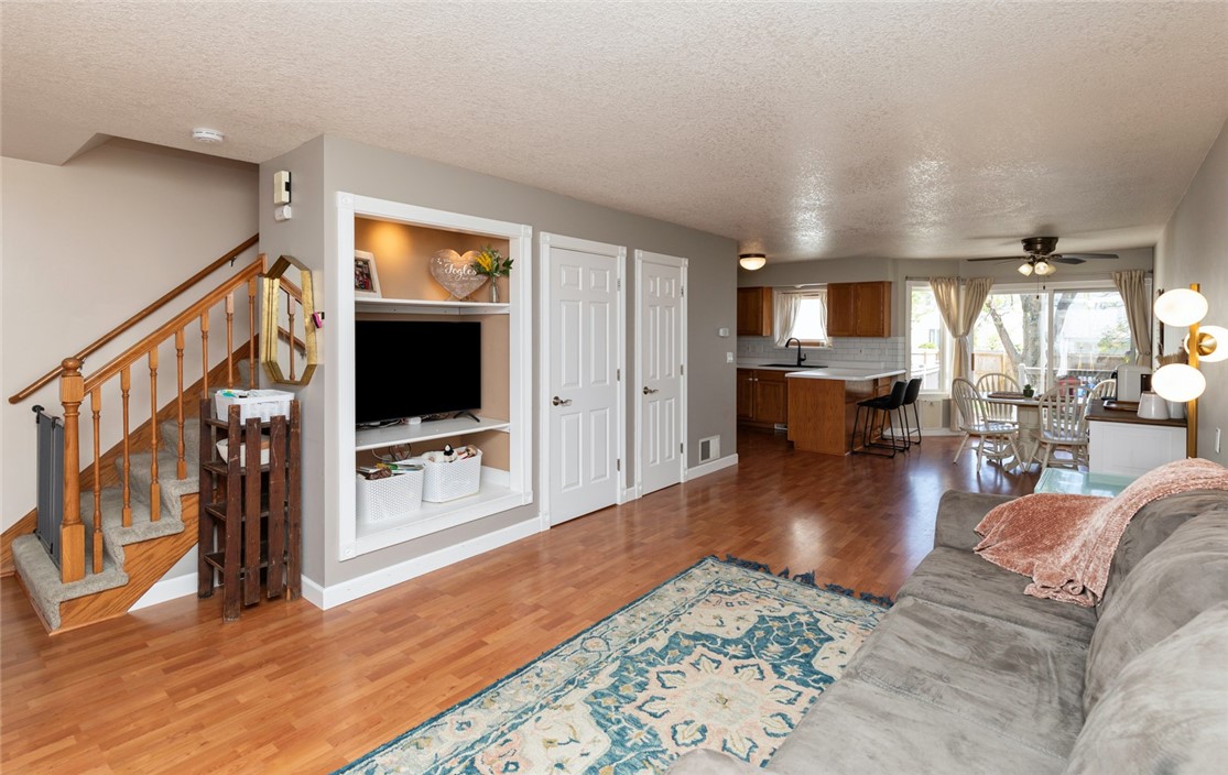 341 N Cherokee Drive