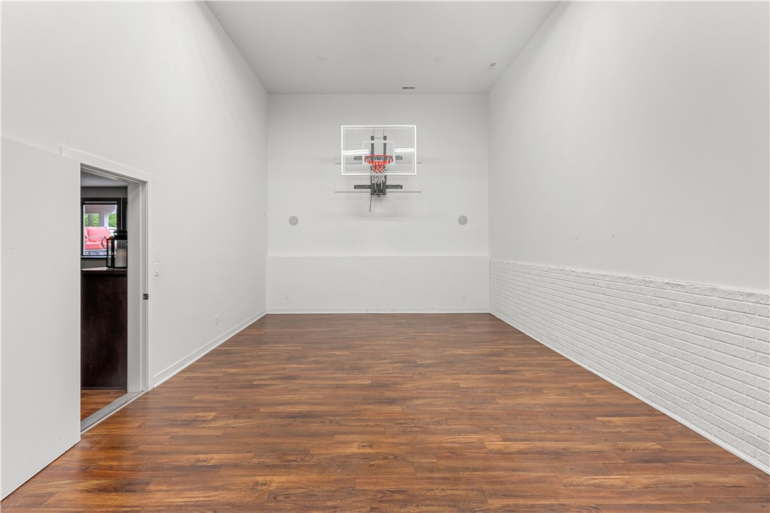 7213 Eagle Crest Drive