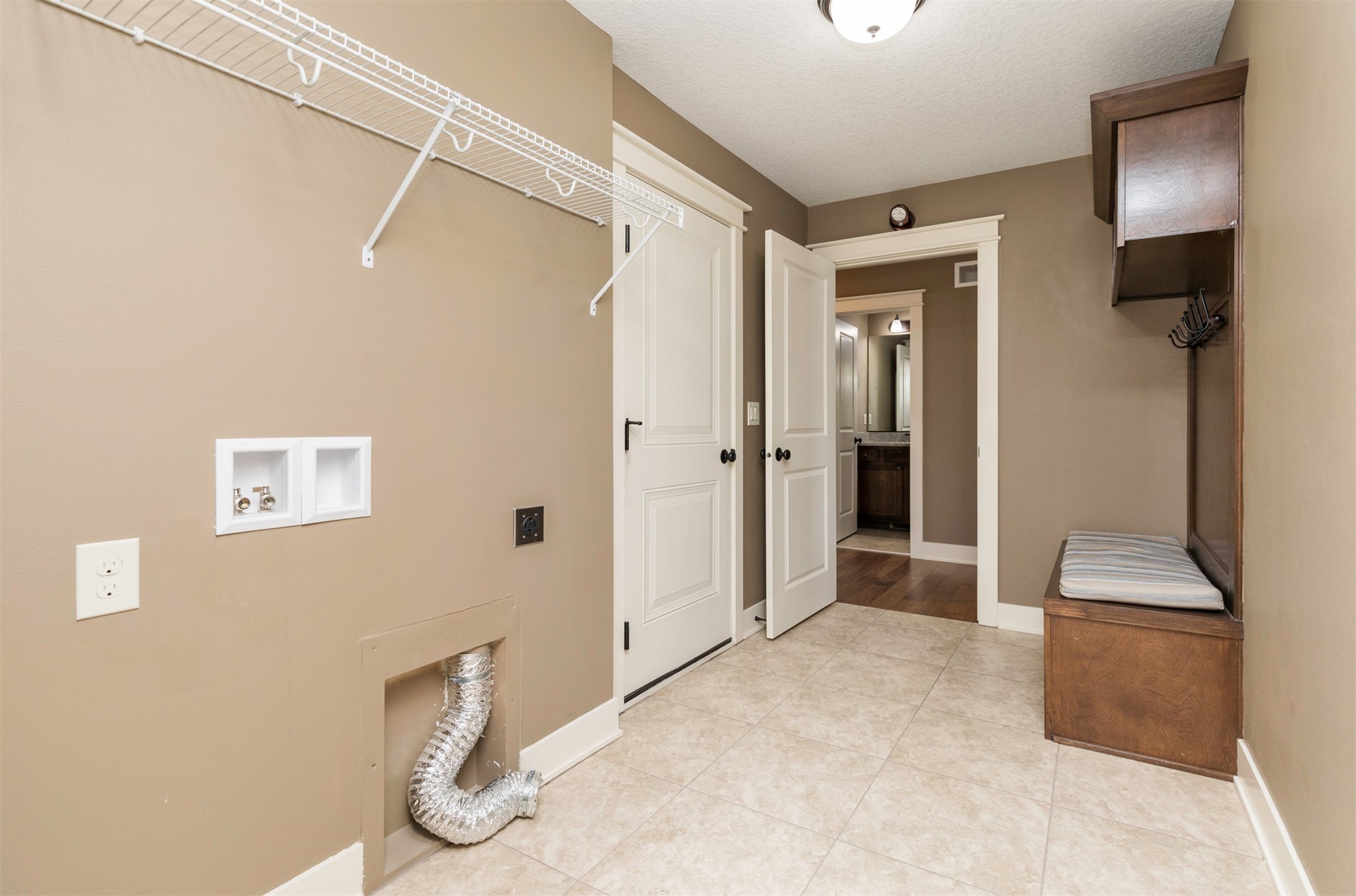 3801 SW Stonehaven Lane