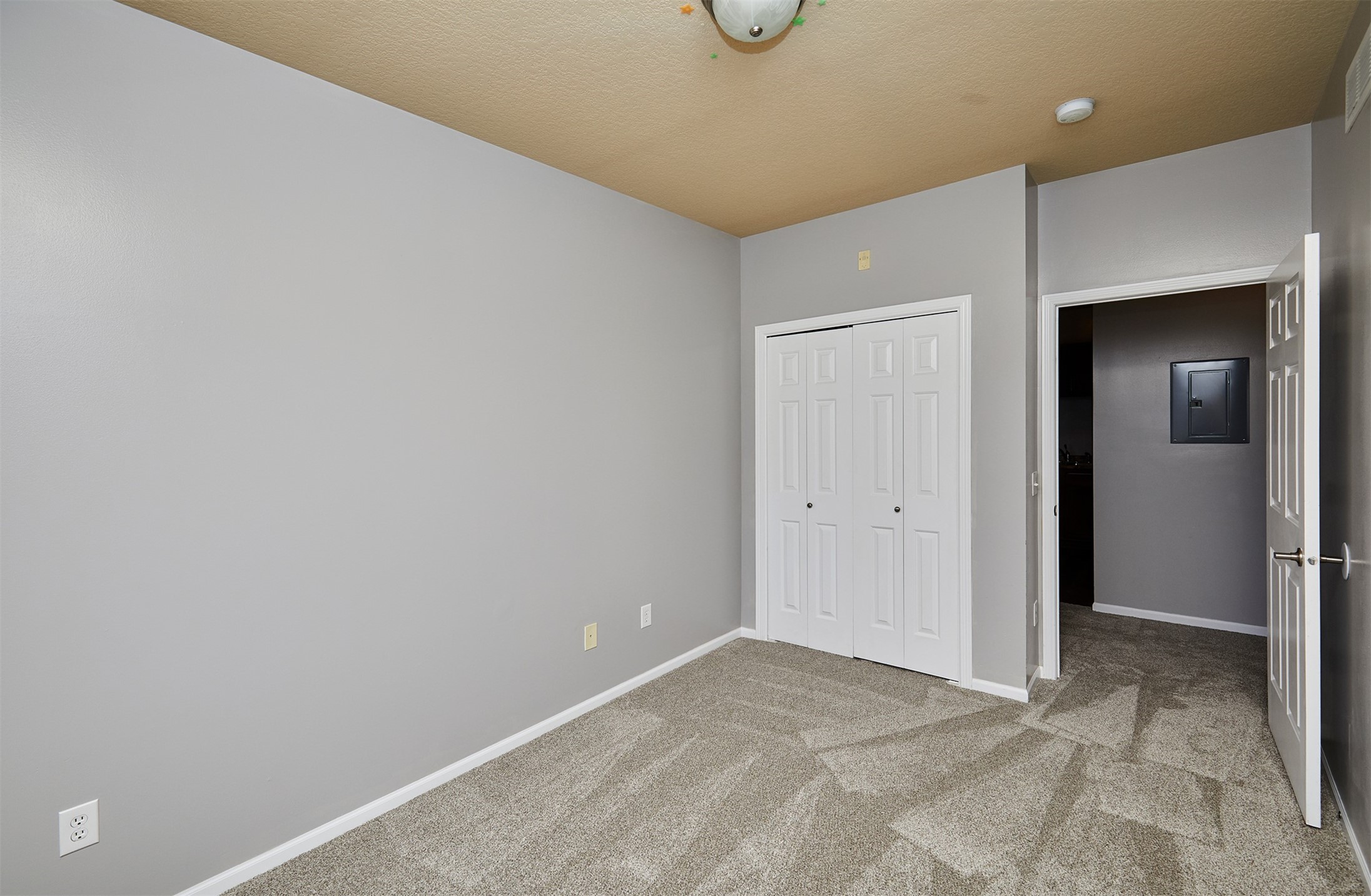 8601 Westown Parkway 5212