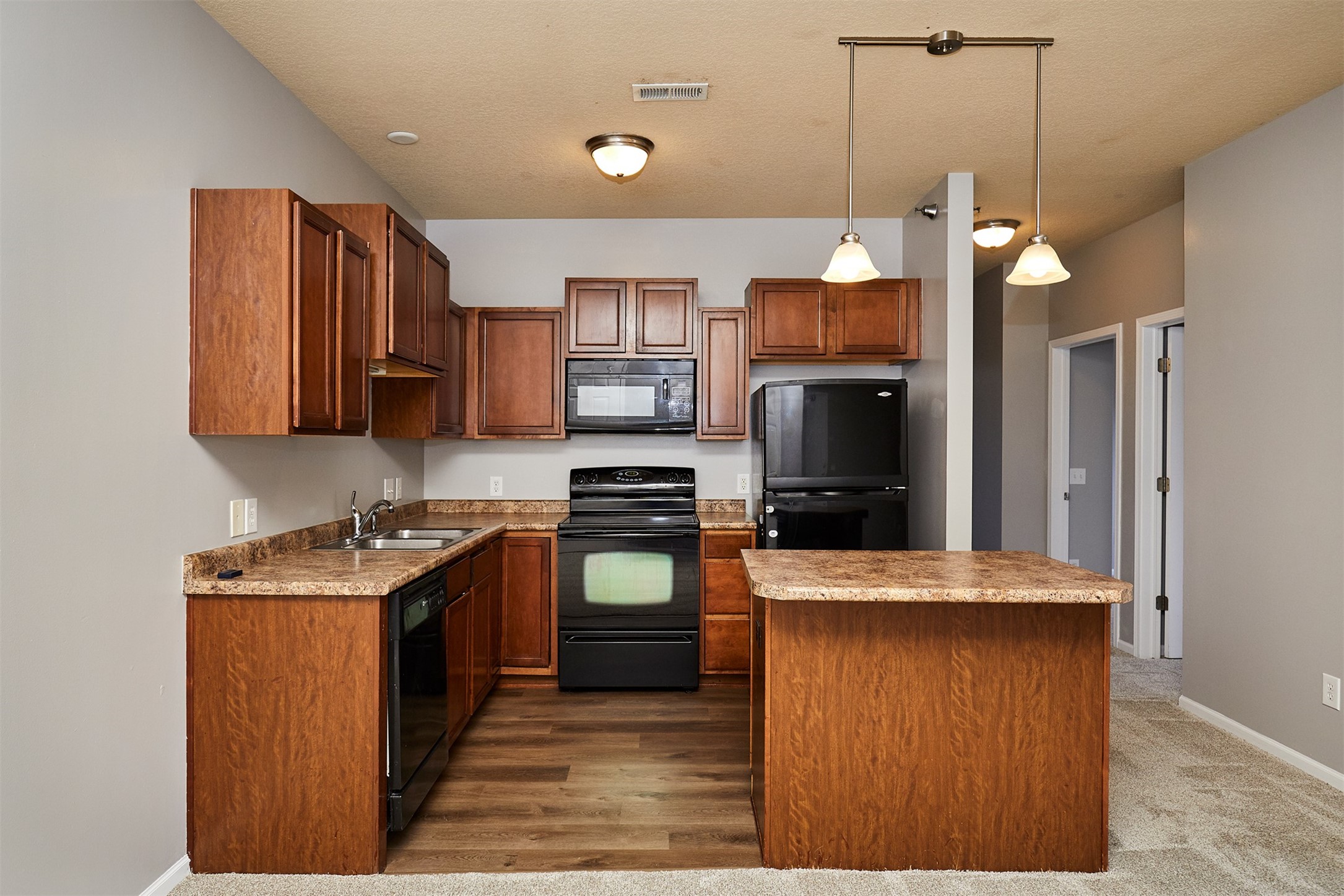 8601 Westown Parkway 5212