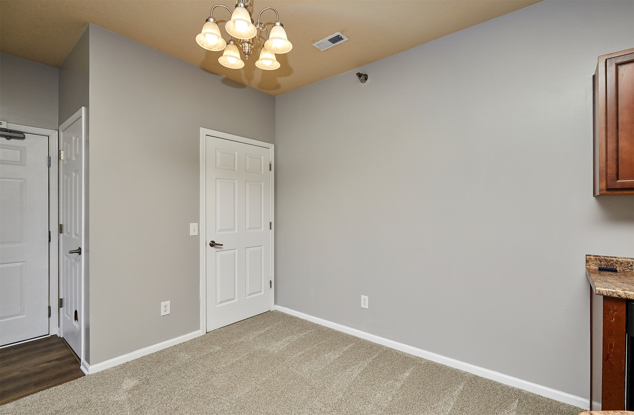 8601 Westown Parkway 5212