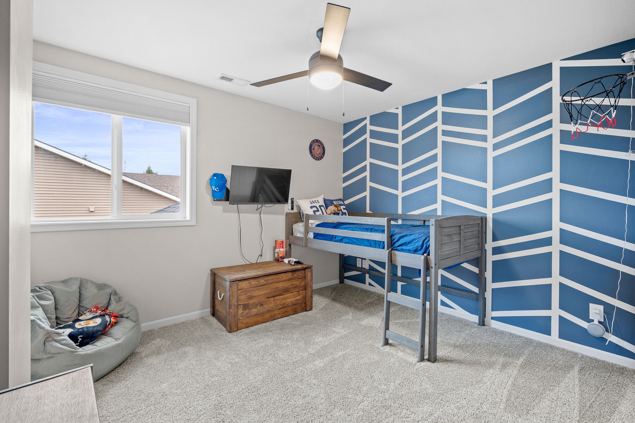 2612 NW Morningside Drive