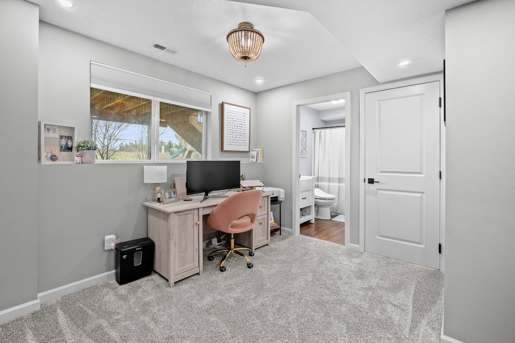 2612 NW Morningside Drive