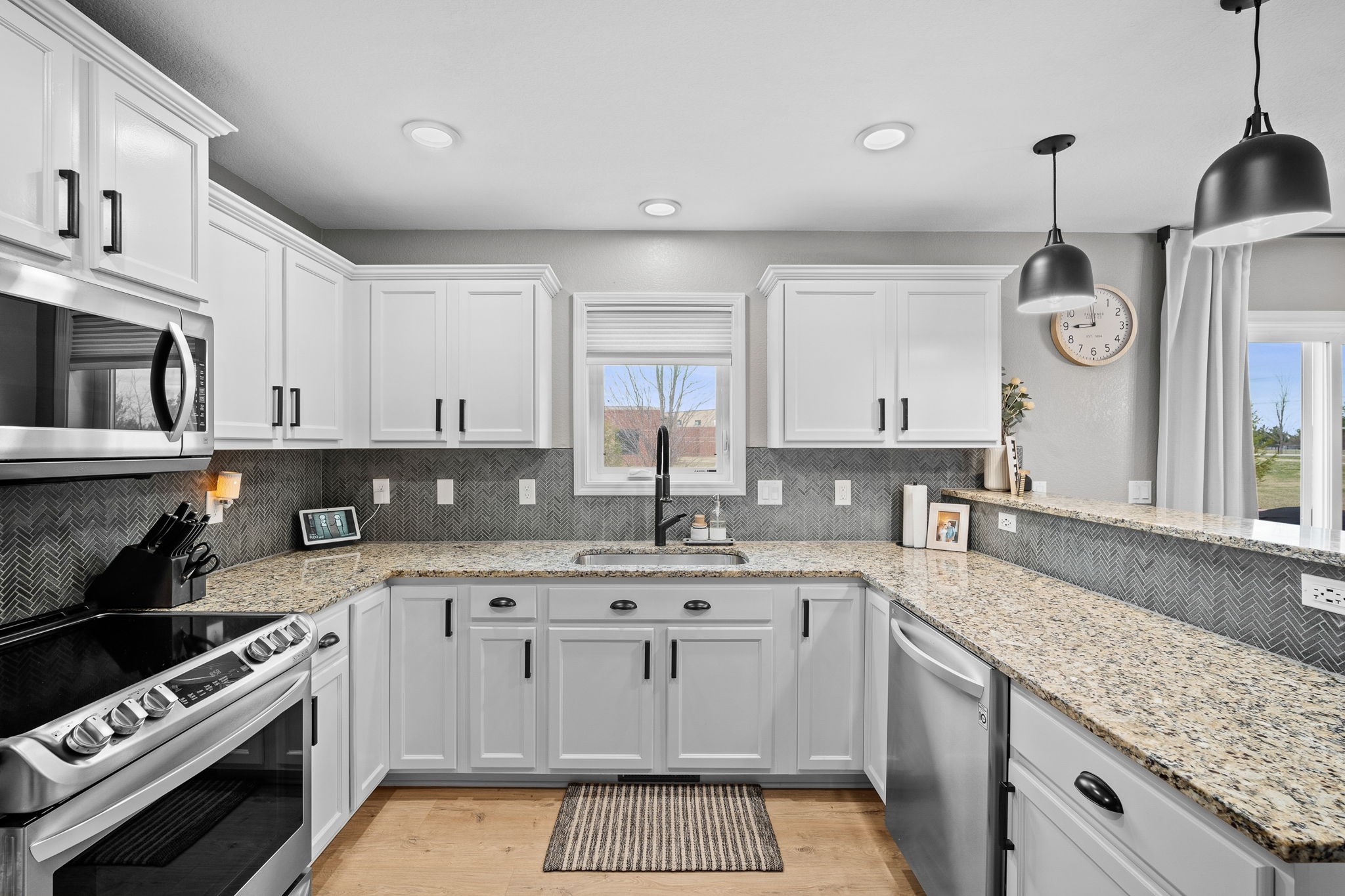 2612 NW Morningside Drive