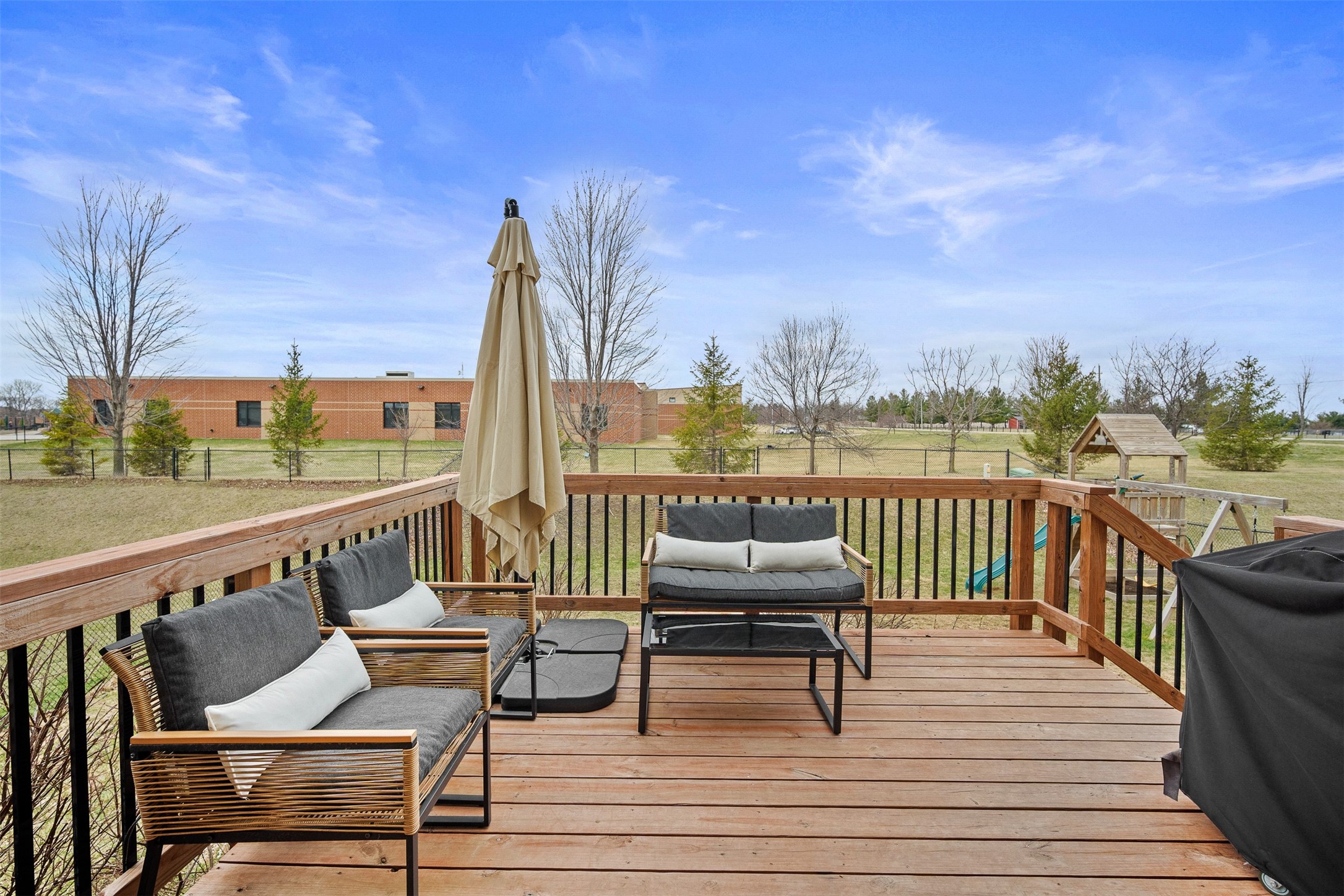 2612 NW Morningside Drive