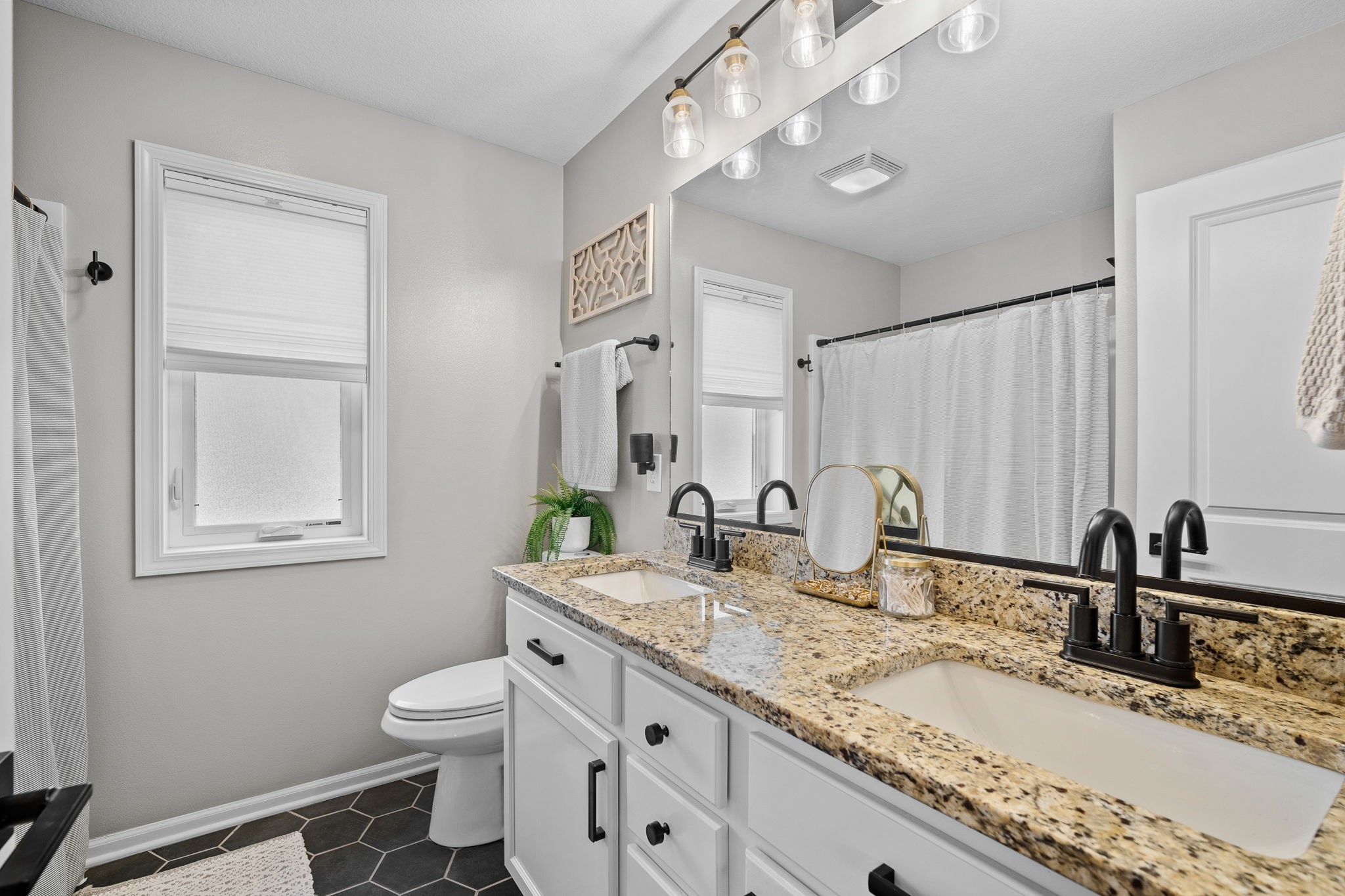 2612 NW Morningside Drive