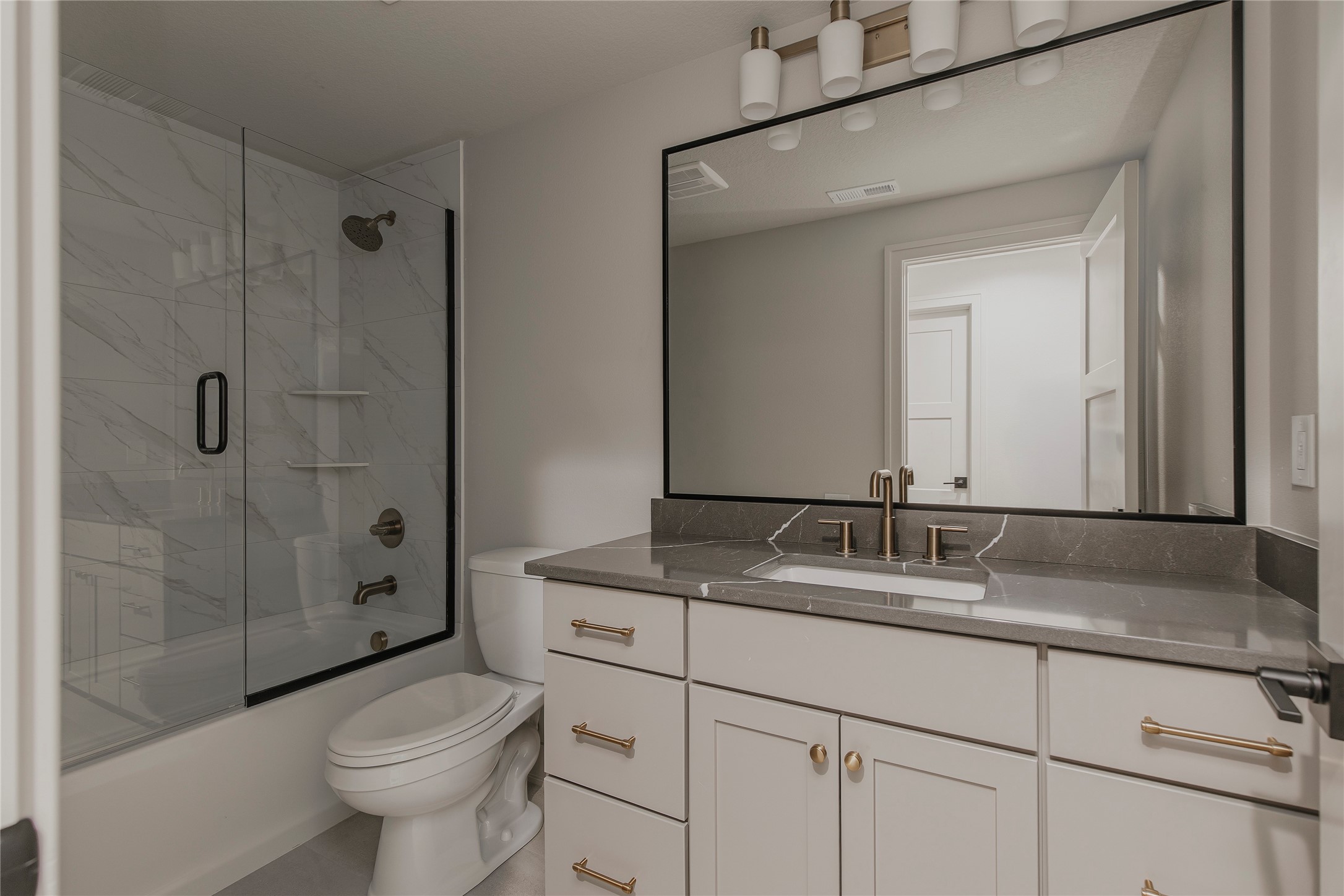 6013 NE Briarwood Drive