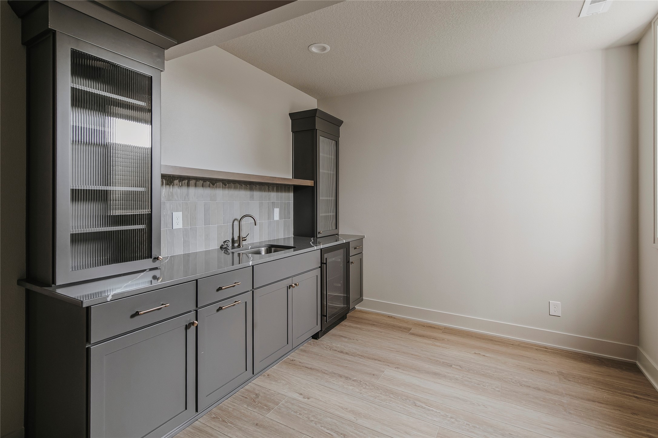 6013 NE Briarwood Drive