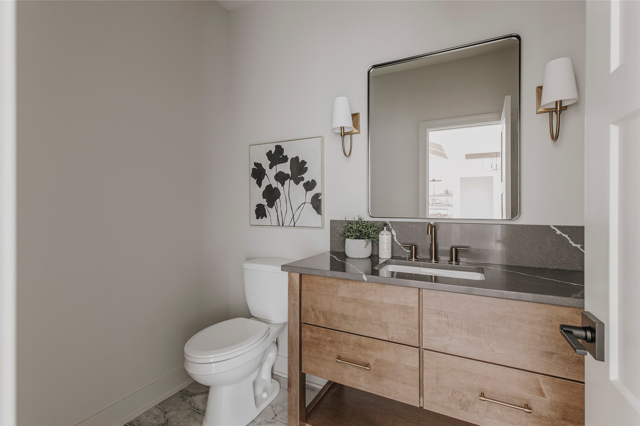 6013 NE Briarwood Drive