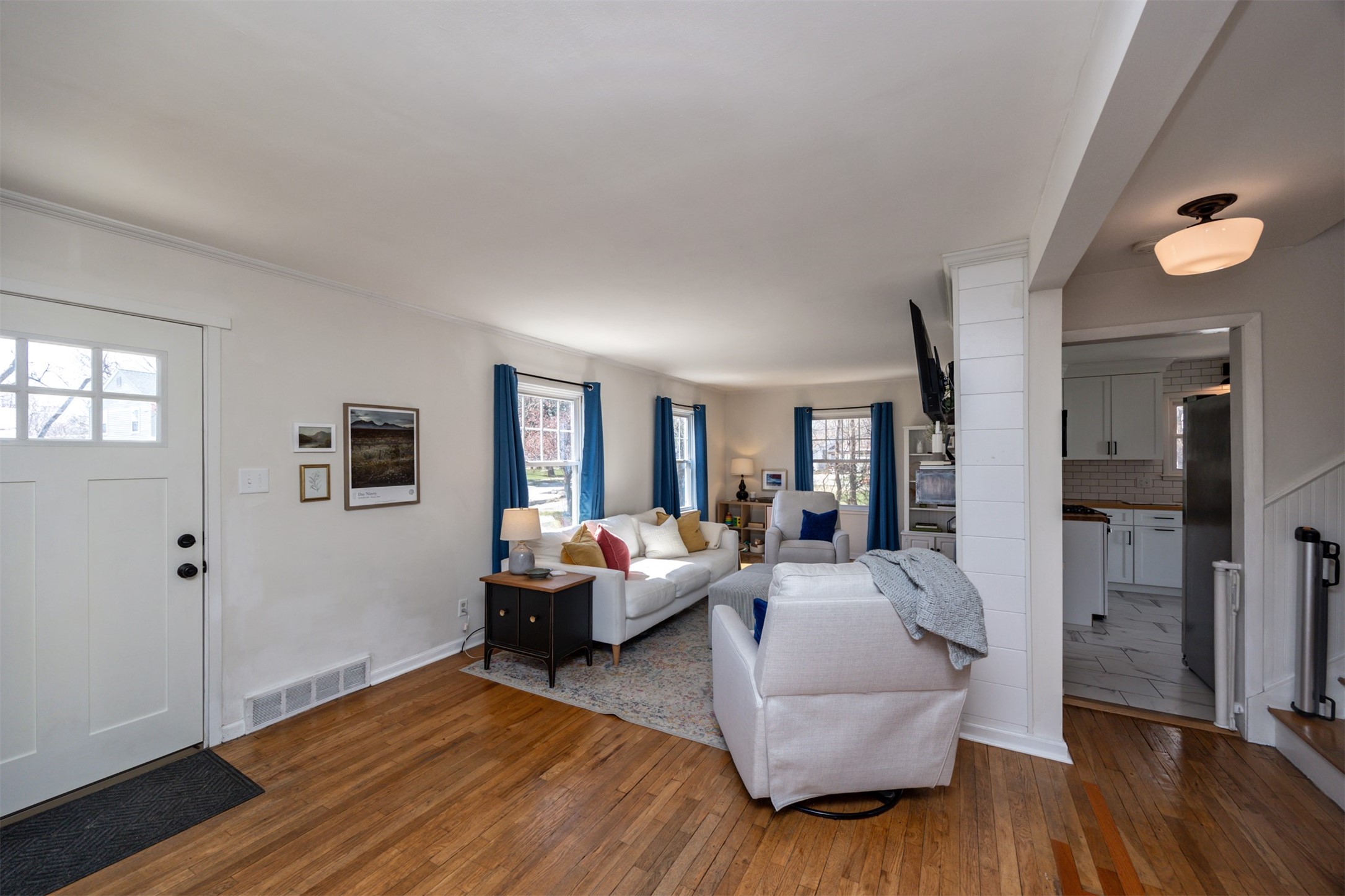 1006 SW Kenworthy Drive