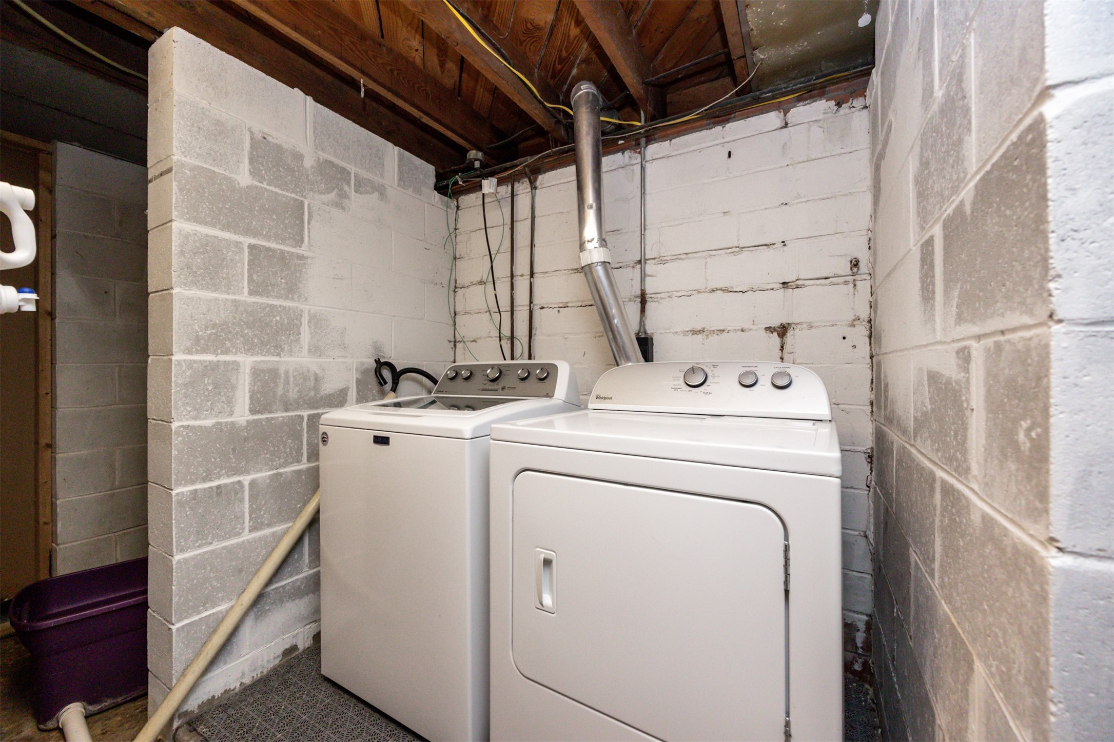 1006 SW Kenworthy Drive