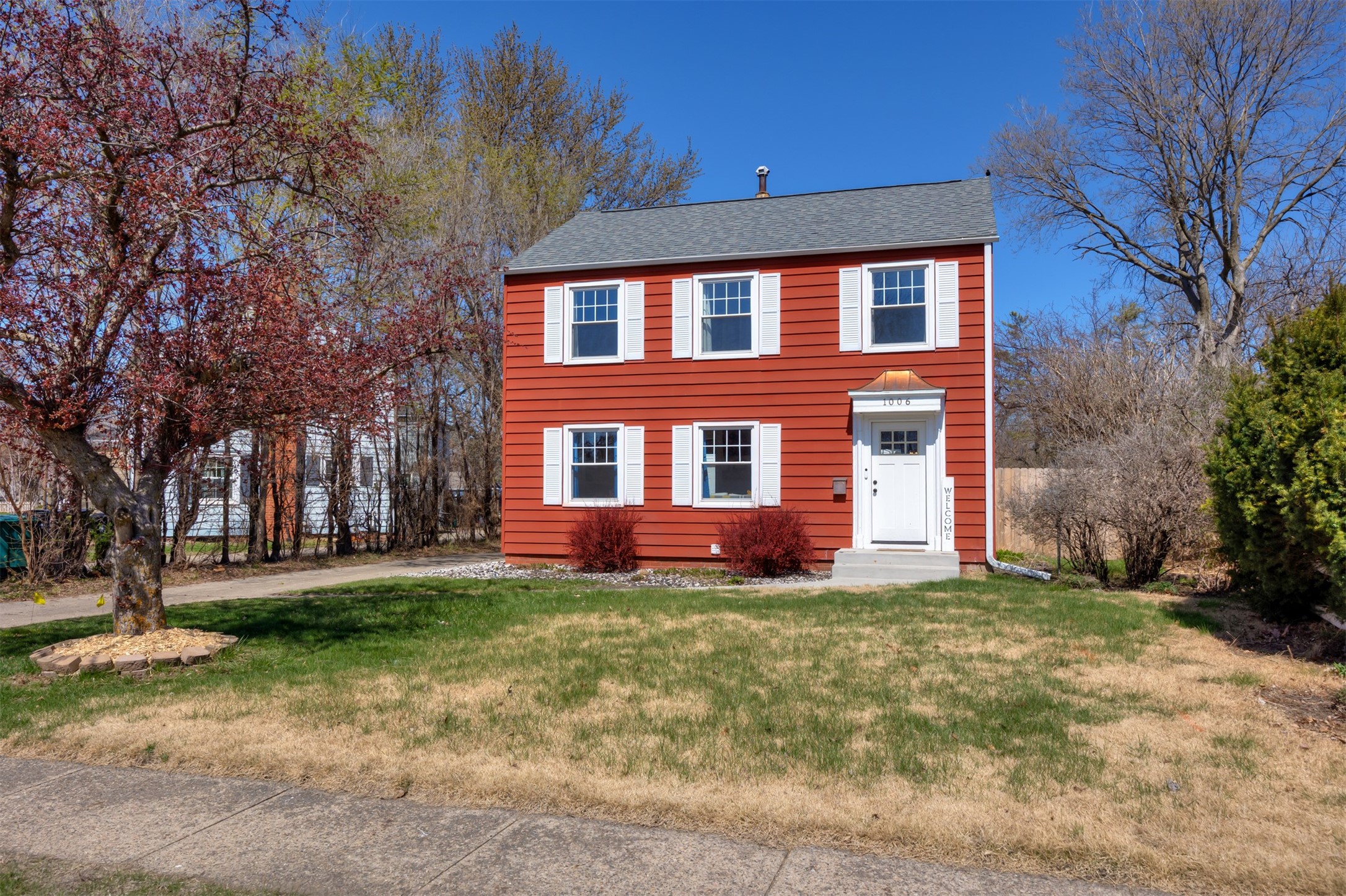 1006 SW Kenworthy Drive