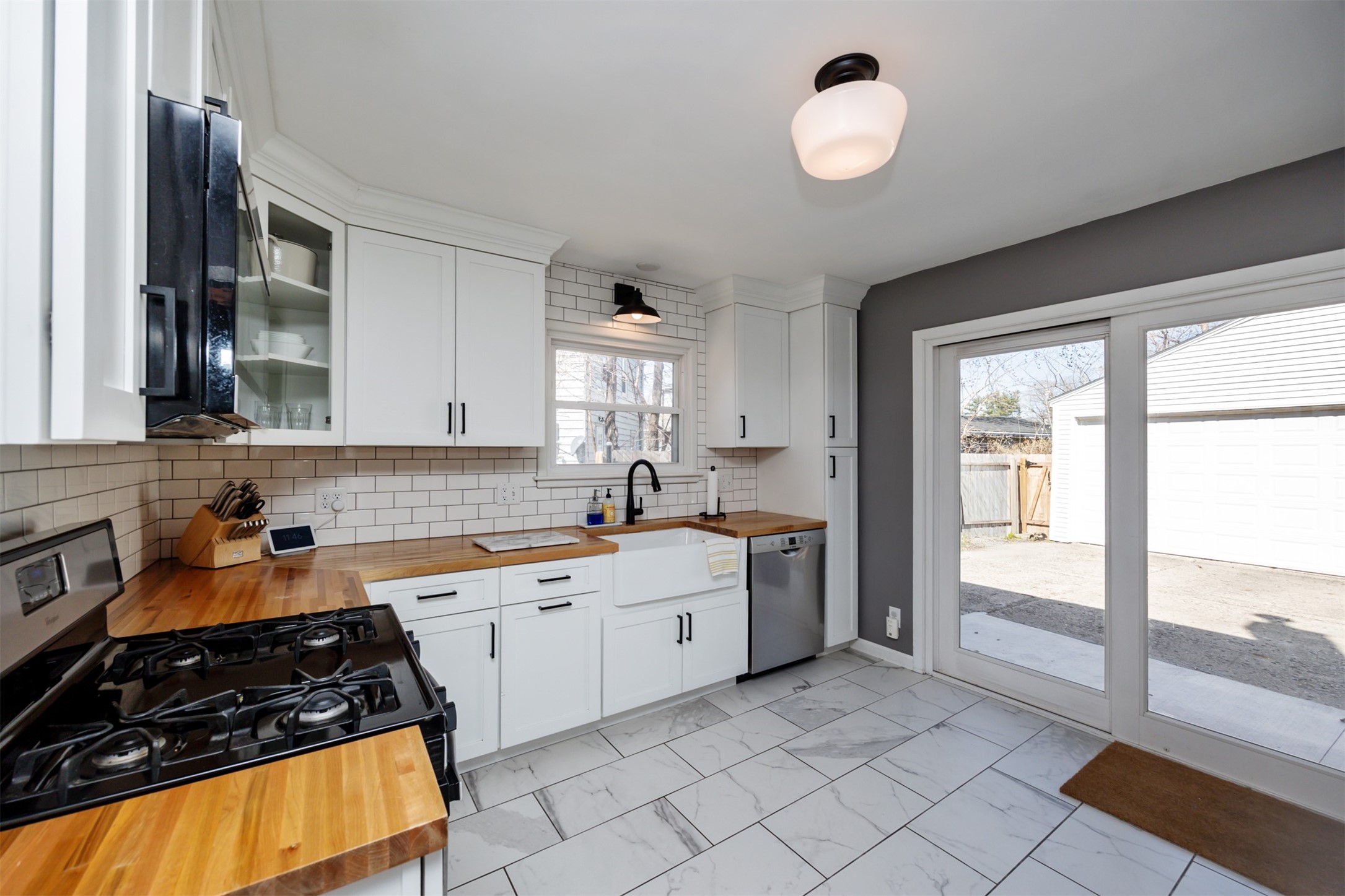 1006 SW Kenworthy Drive