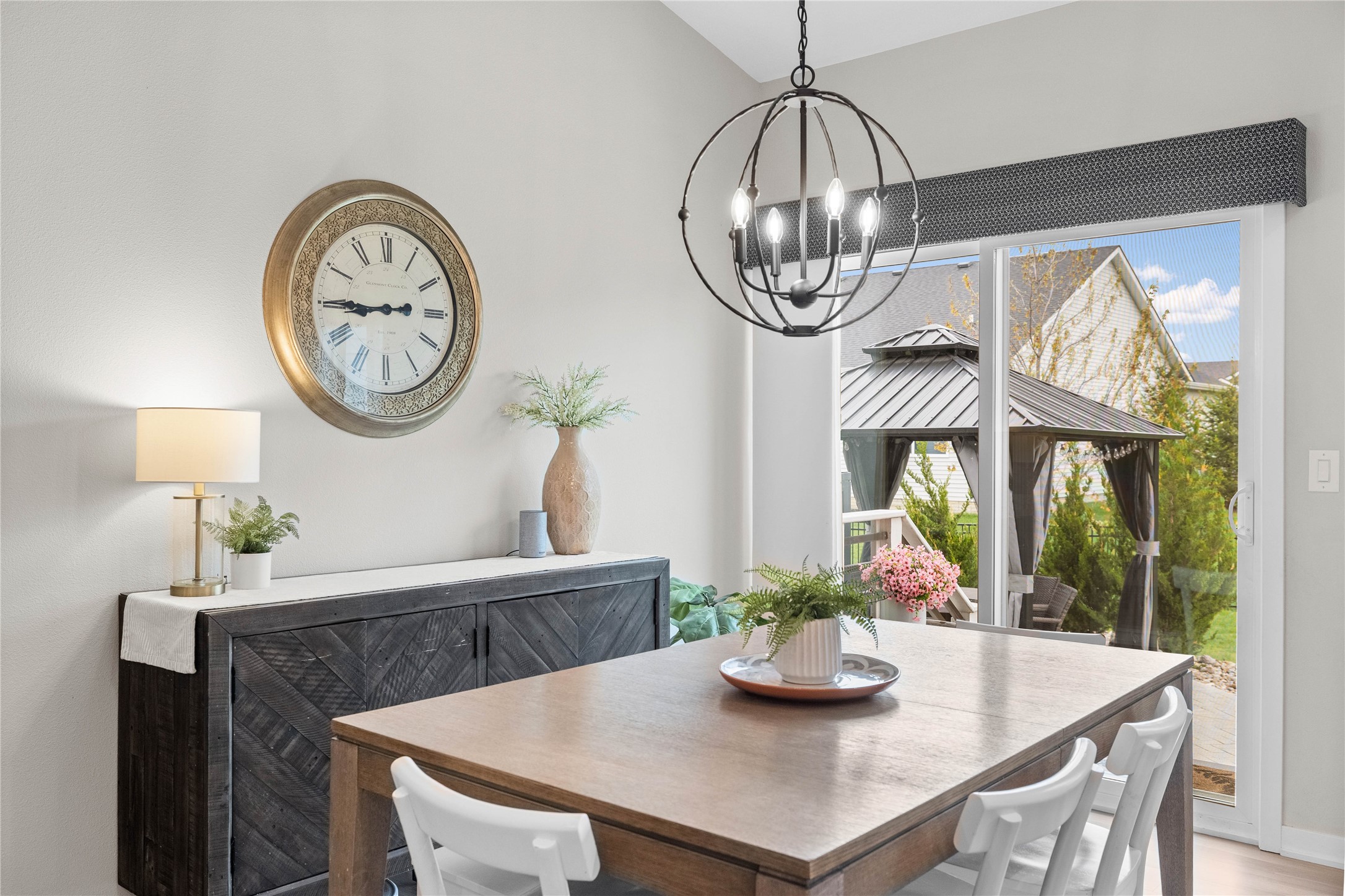 2909 SW Pleasant Street