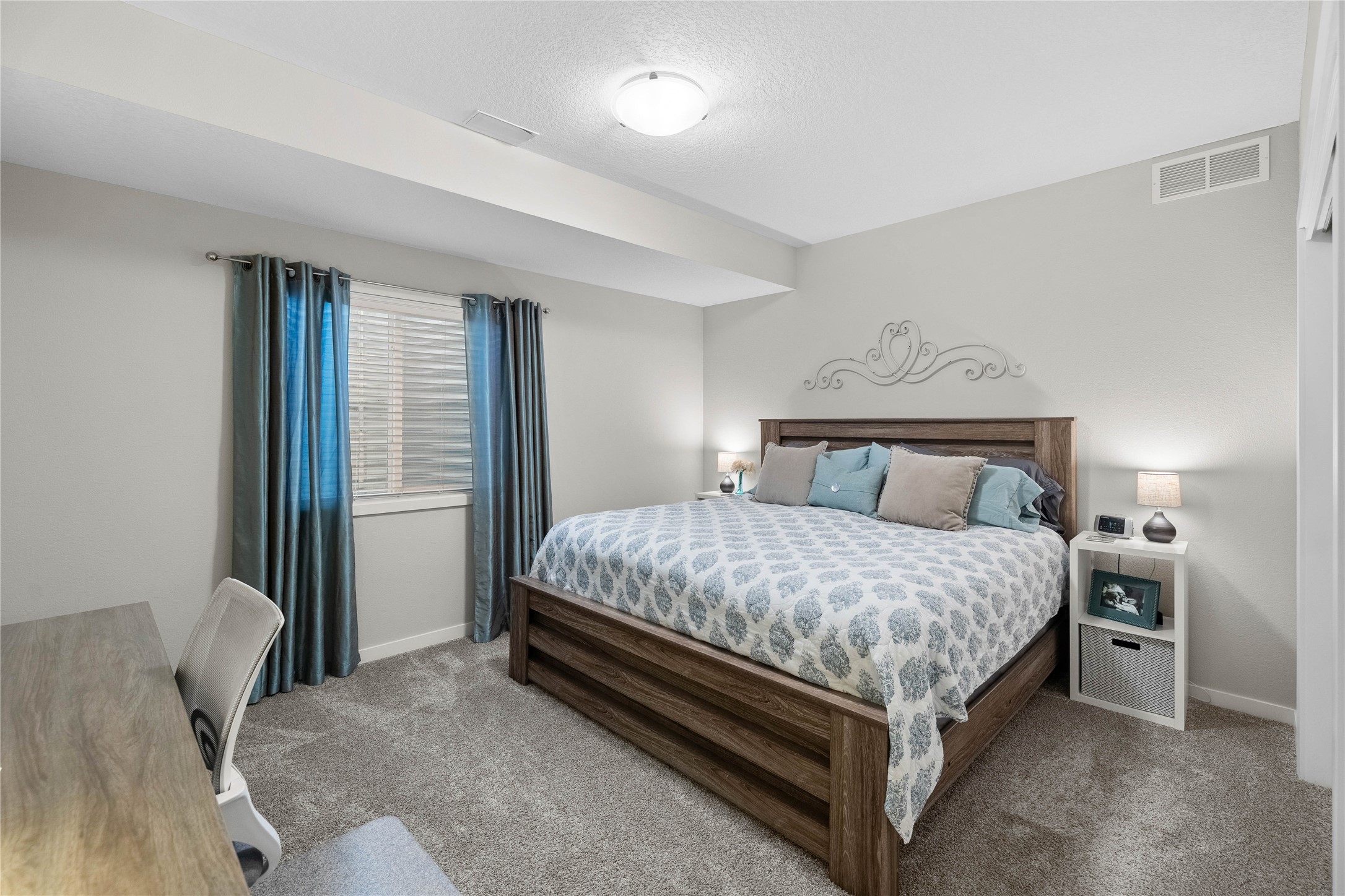 2909 SW Pleasant Street